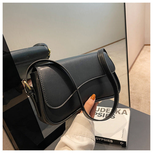 VelouraCraft™ – Magnetic Buckle Shoulder Bag