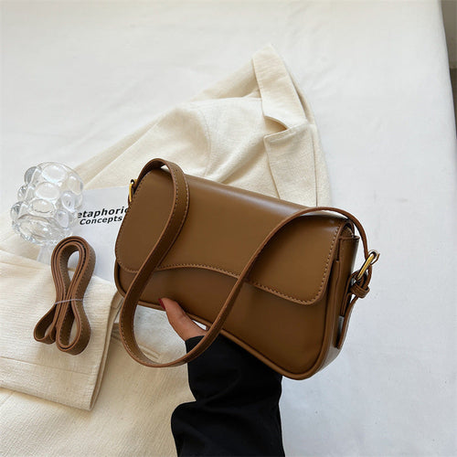 VelouraCraft™ – Magnetic Buckle Shoulder Bag
